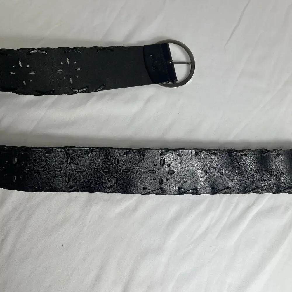 Unbranded Black Leather cut out floral detail Womens Belt Size M, made in India